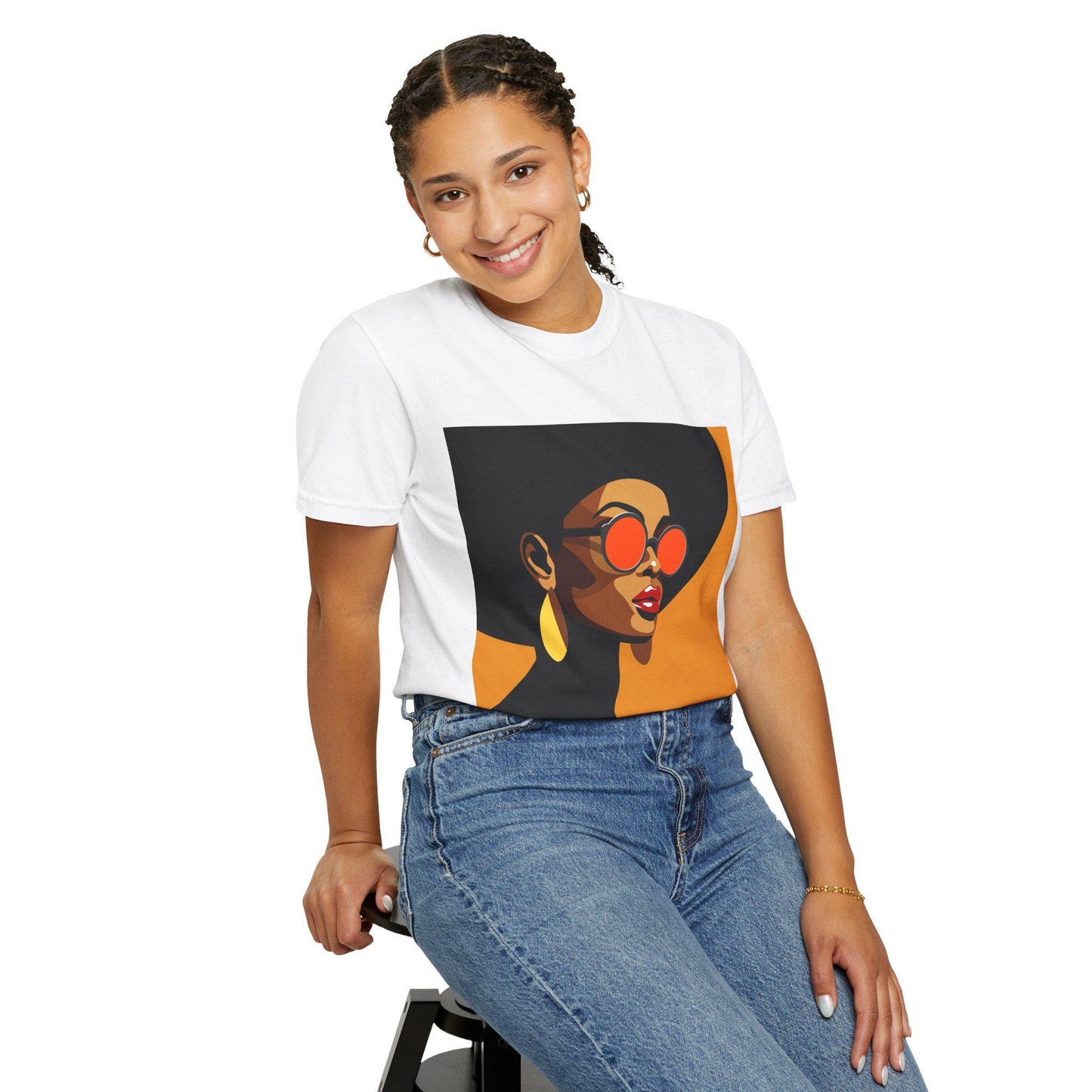 Chic Fashion Graphic Tee, Unisex T-Shirt, Art-Inspired Shirt, Gift for Her, Casual Summer Wear