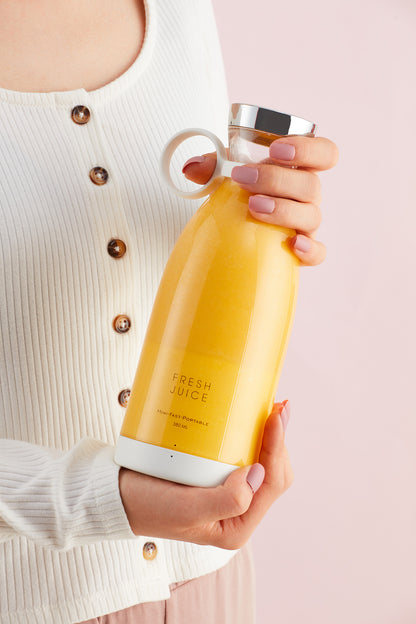 350ML Portable Electric Wireless Mini Fruit Blender Juicer - Perfect for On-the Go!